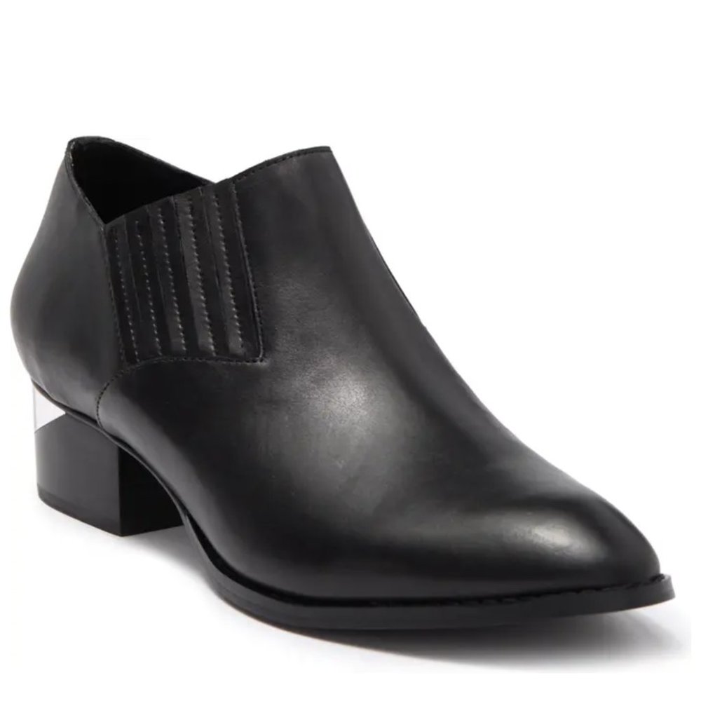 Steve  Madden boots size 8 NIB